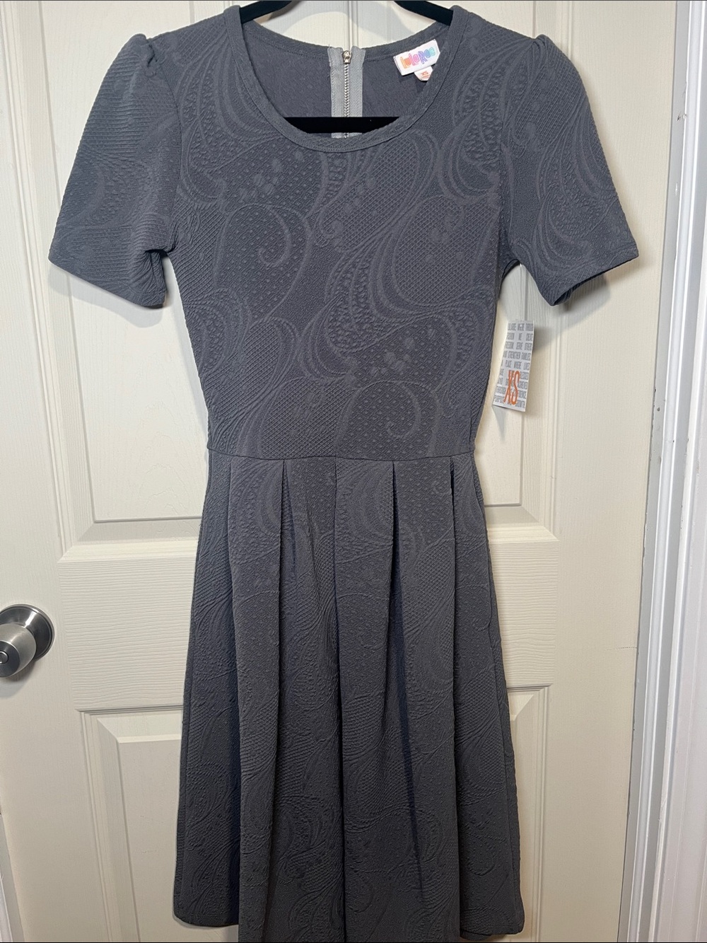 Women's Textured Short Sleeve Fit & Flare Dress - Gray